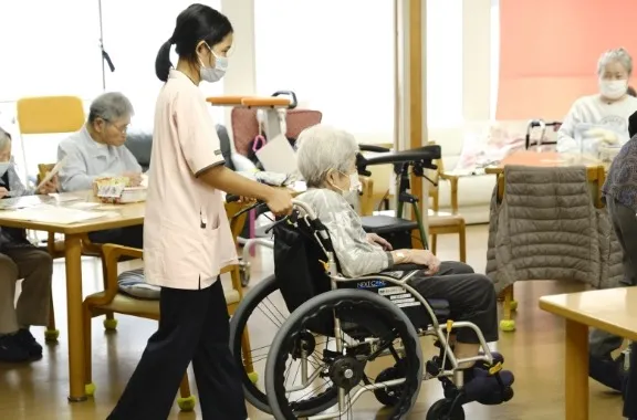 日本経済新聞に活動が掲載されました